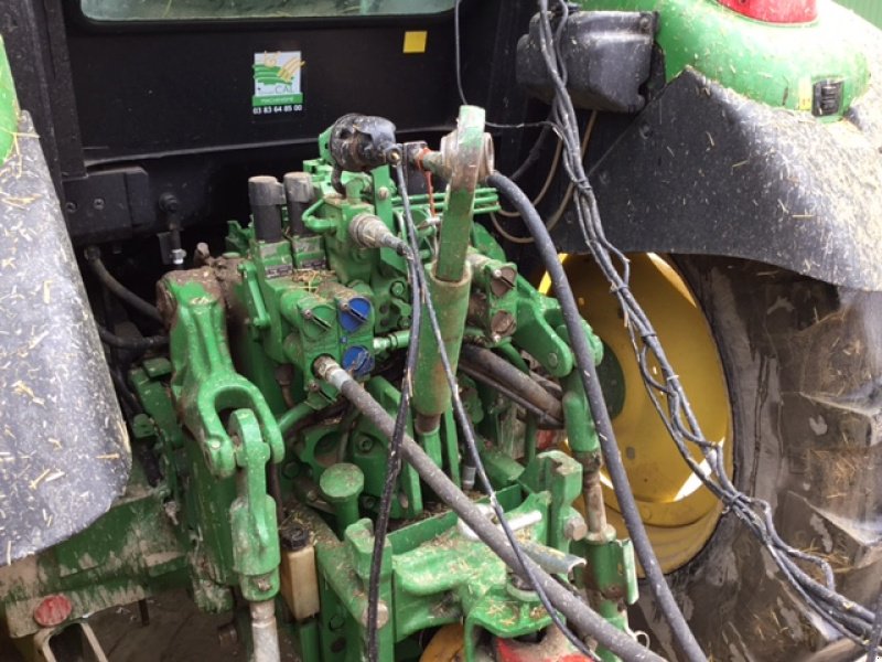 Traktor Türe ait John Deere 6110 RC, Gebrauchtmaschine içinde MONTIGNY LE ROI (resim 5)