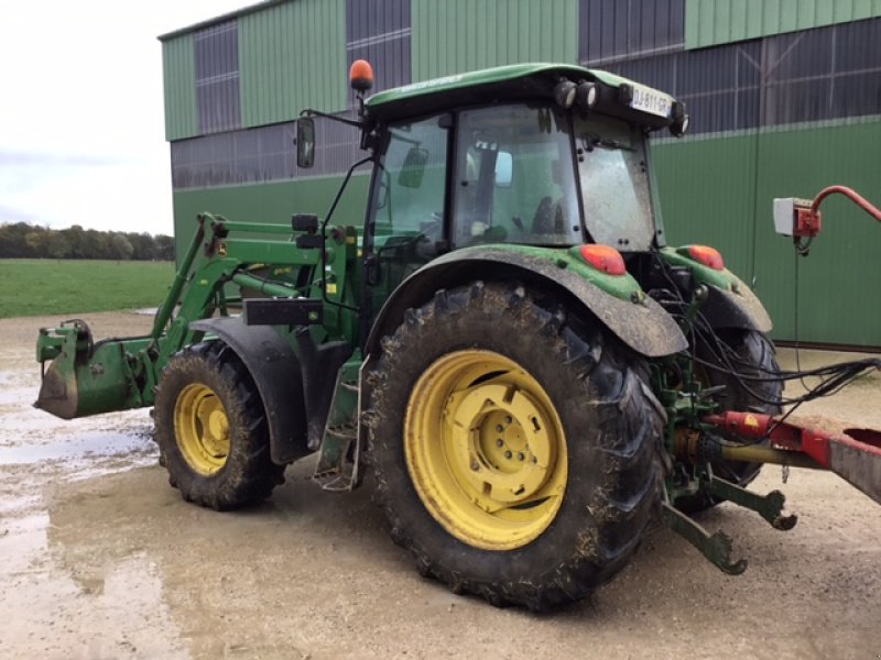 Traktor typu John Deere 6110 RC, Gebrauchtmaschine v MONTIGNY LE ROI (Obrázek 4)