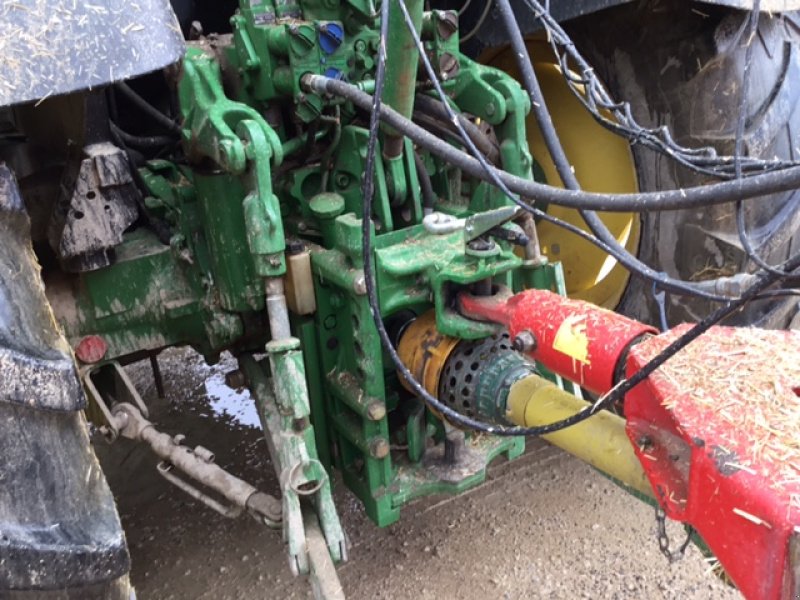 Traktor tip John Deere 6110 RC, Gebrauchtmaschine in MONTIGNY LE ROI (Poză 7)