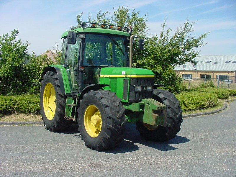 Traktor типа John Deere 6110 Turbo, Gebrauchtmaschine в Wieringerwerf