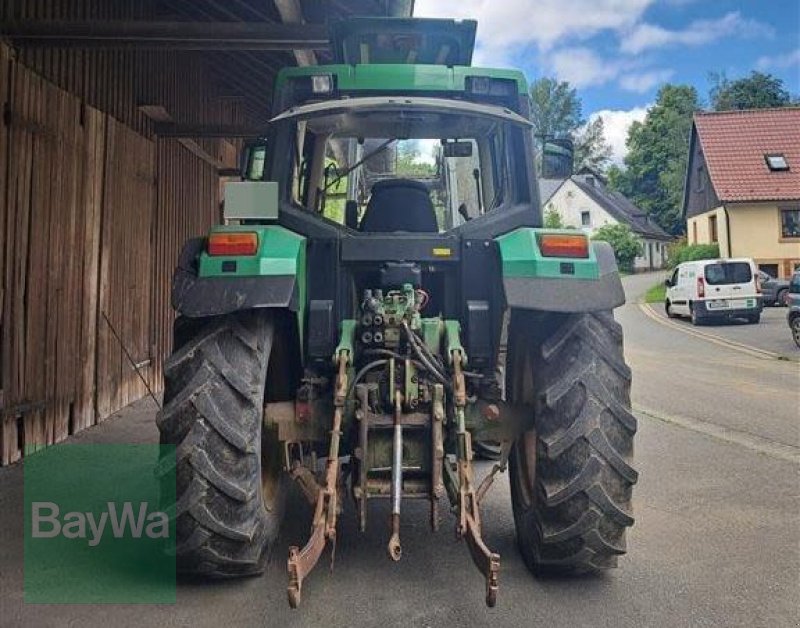 Traktor van het type John Deere 6110, Gebrauchtmaschine in Kronach (Foto 8)