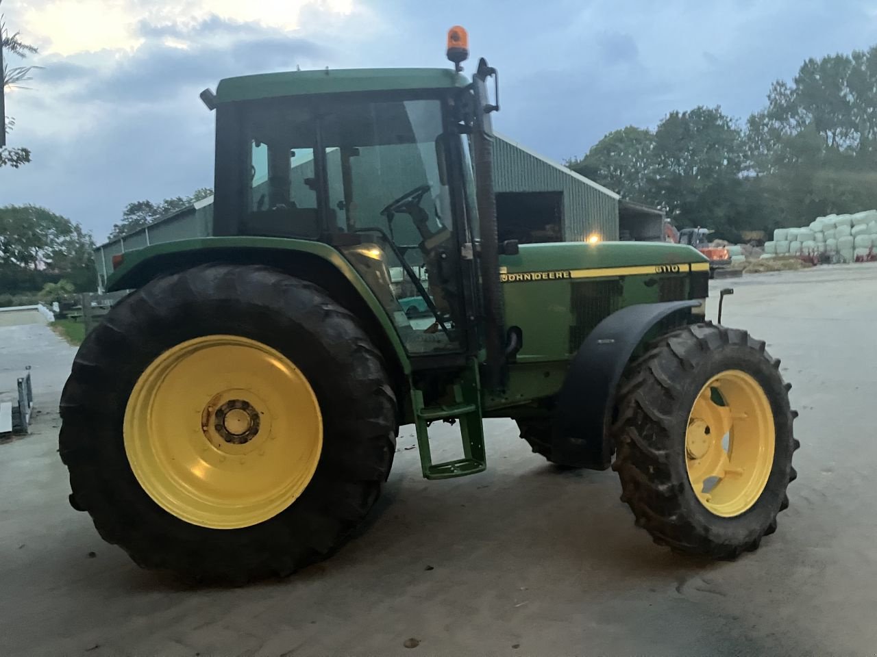 Traktor del tipo John Deere 6110, Gebrauchtmaschine en St. - Jacobiparochie (Imagen 4)