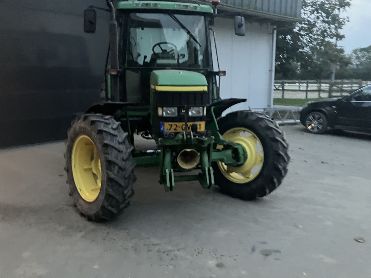 Traktor des Typs John Deere 6110, Gebrauchtmaschine in St. - Jacobiparochie (Bild 2)