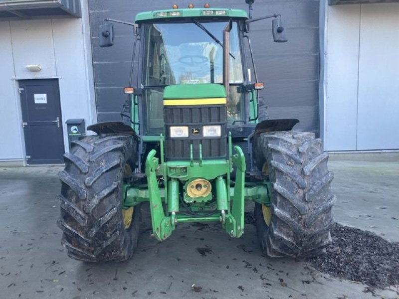 Traktor a típus John Deere 6110, Gebrauchtmaschine ekkor: St. - Jacobiparochie (Kép 2)