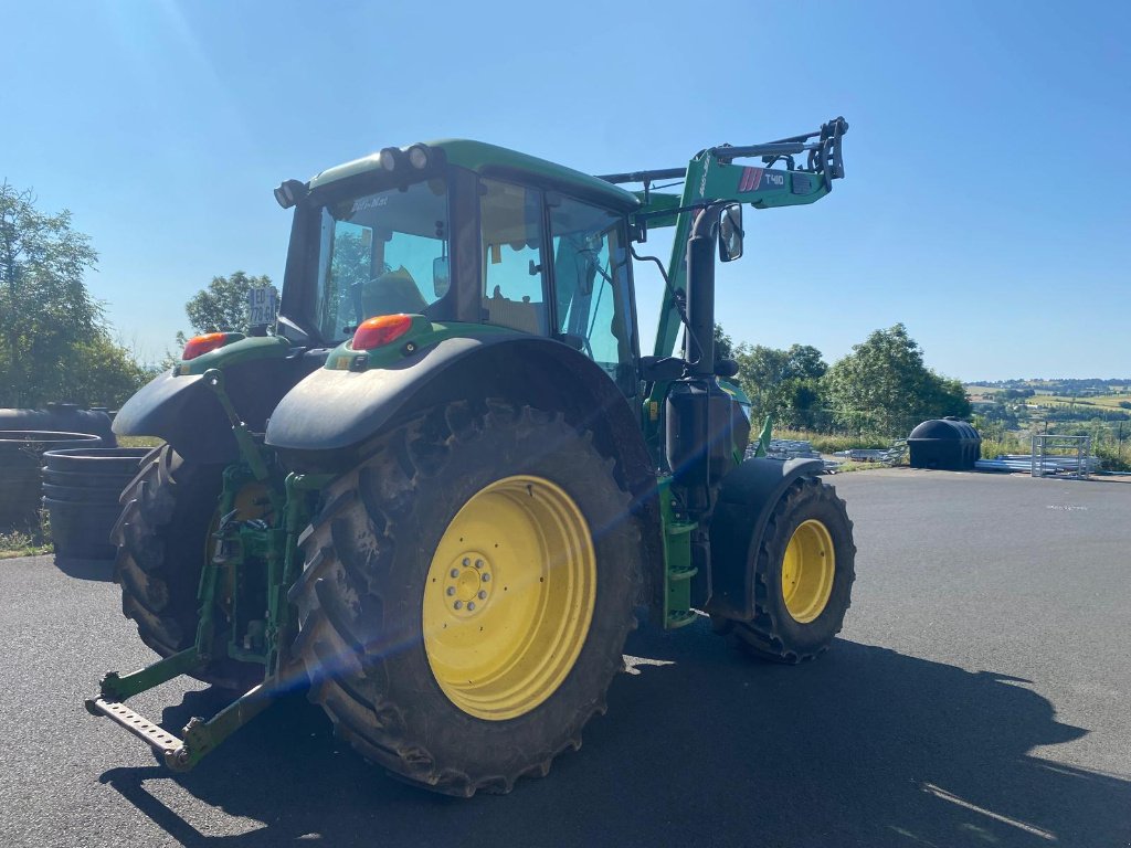 Traktor of the type John Deere 6110M (  DESTOCKAGE ), Gebrauchtmaschine in SAINT FLOUR (Picture 3)