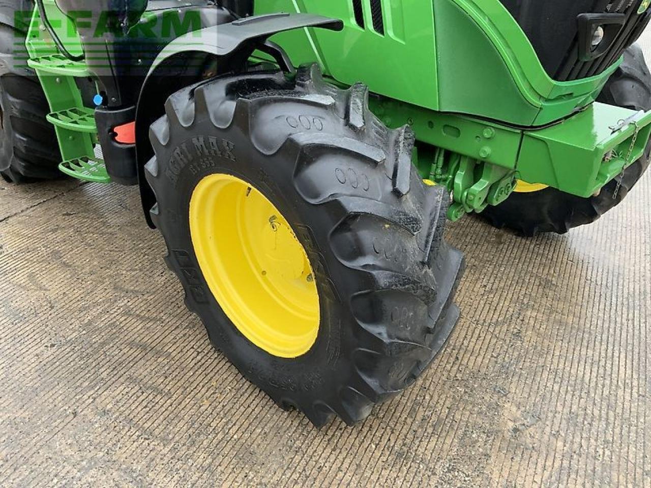 Traktor tipa John Deere 6110m tractor (st21246), Gebrauchtmaschine u SHAFTESBURY (Slika 11)