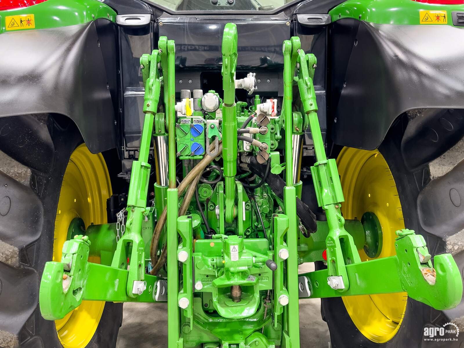 Traktor Türe ait John Deere 6110M, Gebrauchtmaschine içinde Csengele (resim 7)