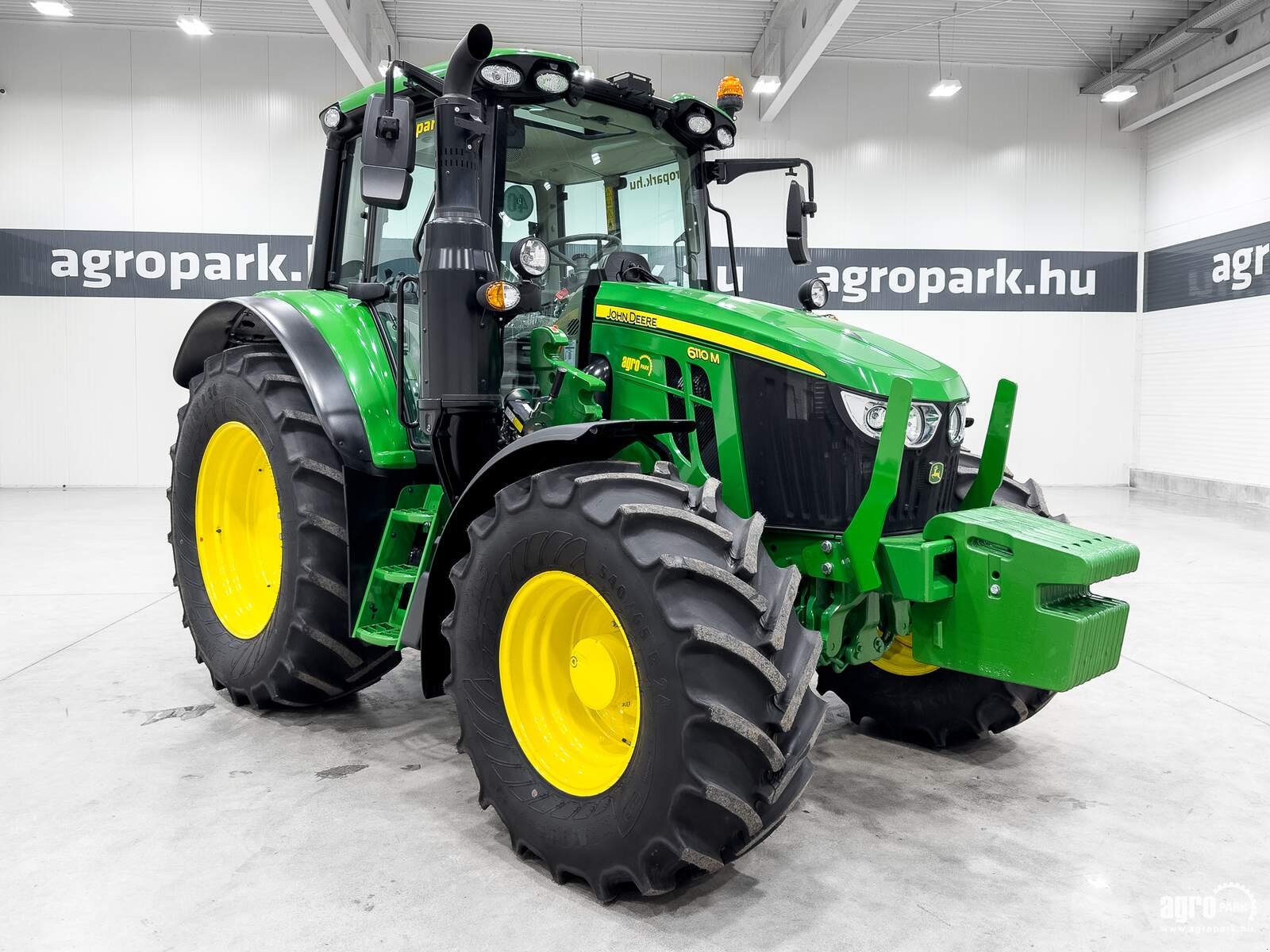 Traktor a típus John Deere 6110M, Gebrauchtmaschine ekkor: Csengele (Kép 2)