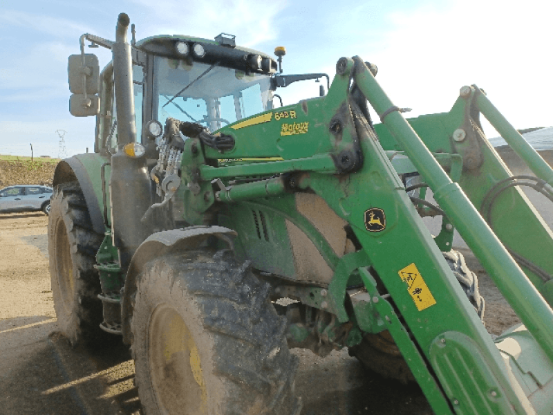 Traktor типа John Deere 6110M, Gebrauchtmaschine в Wargnies Le Grand (Фотография 2)