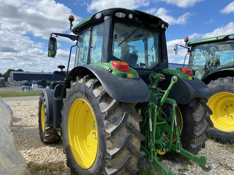 Traktor типа John Deere 6110M, Gebrauchtmaschine в LE PONT CHRETIEN (Фотография 2)