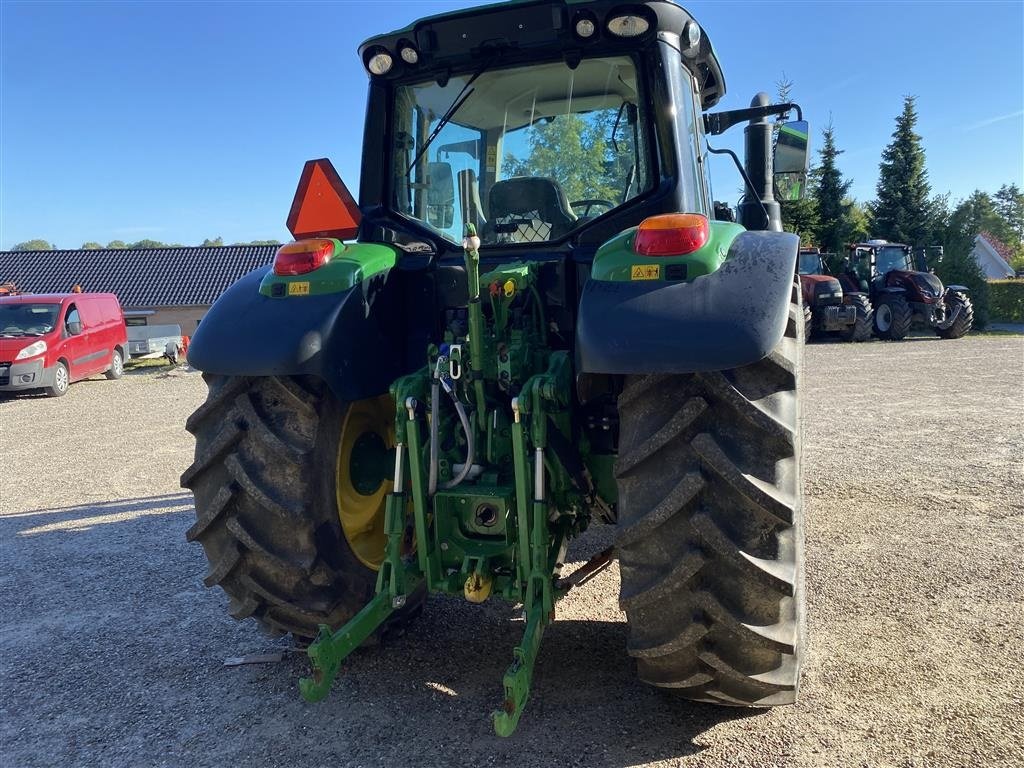 Traktor типа John Deere 6110M, Gebrauchtmaschine в Gudbjerg (Фотография 6)