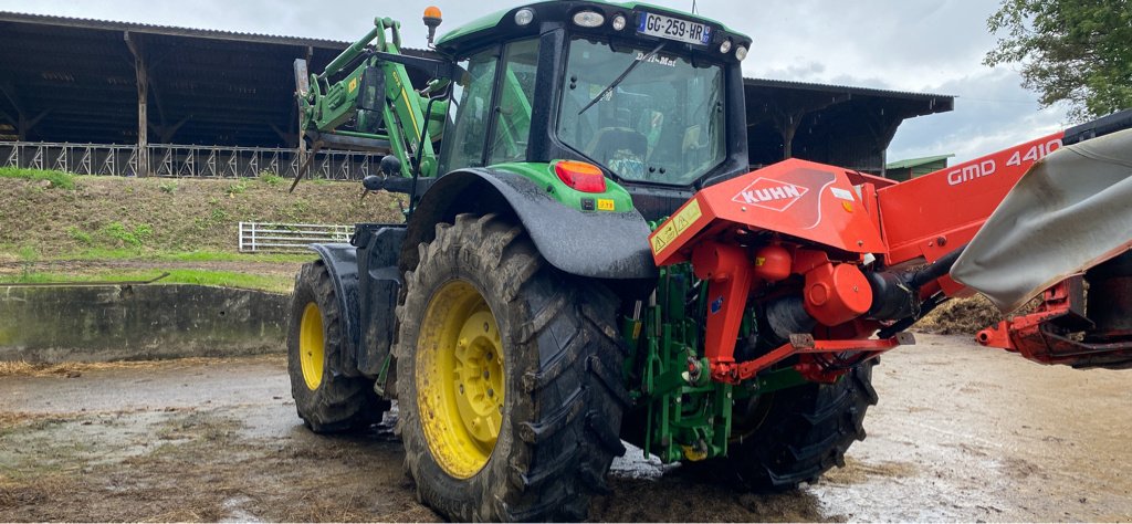 Traktor типа John Deere 6110M, Gebrauchtmaschine в UZERCHE (Фотография 4)