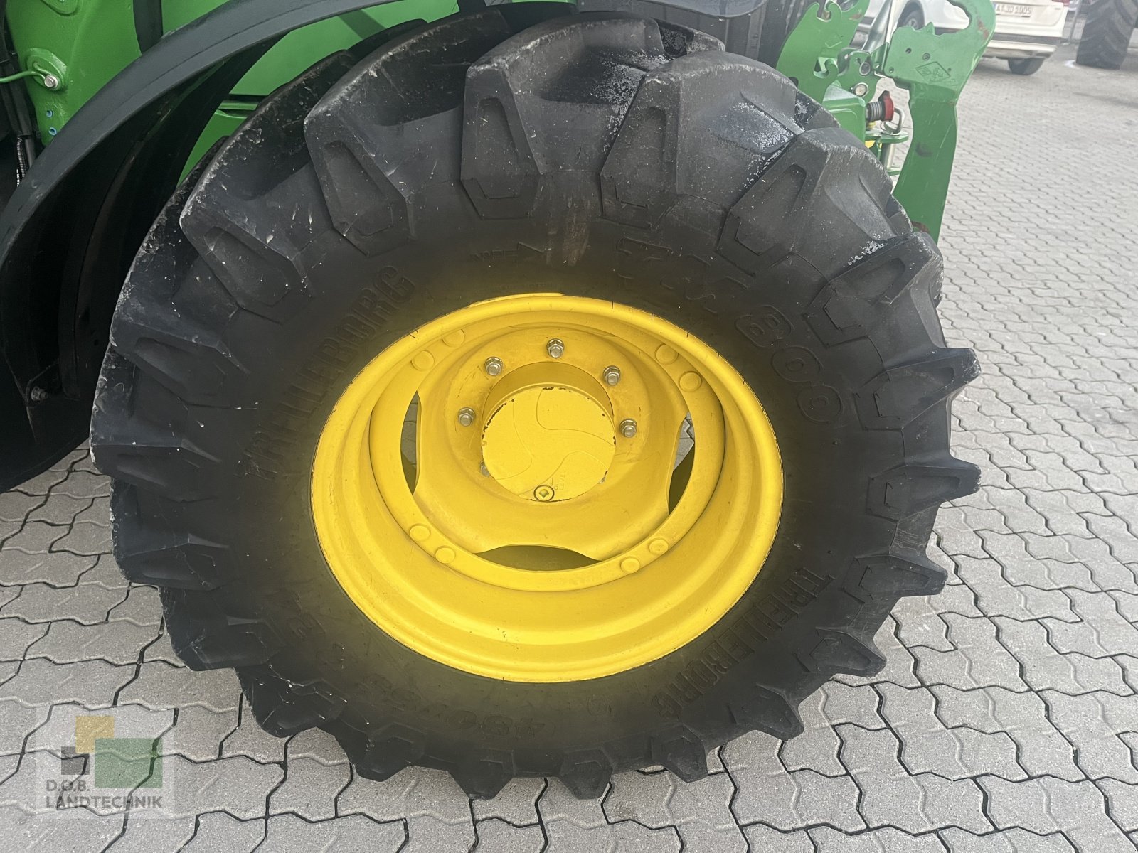 Traktor типа John Deere 6110M, Gebrauchtmaschine в Langweid am Lech (Фотография 8)