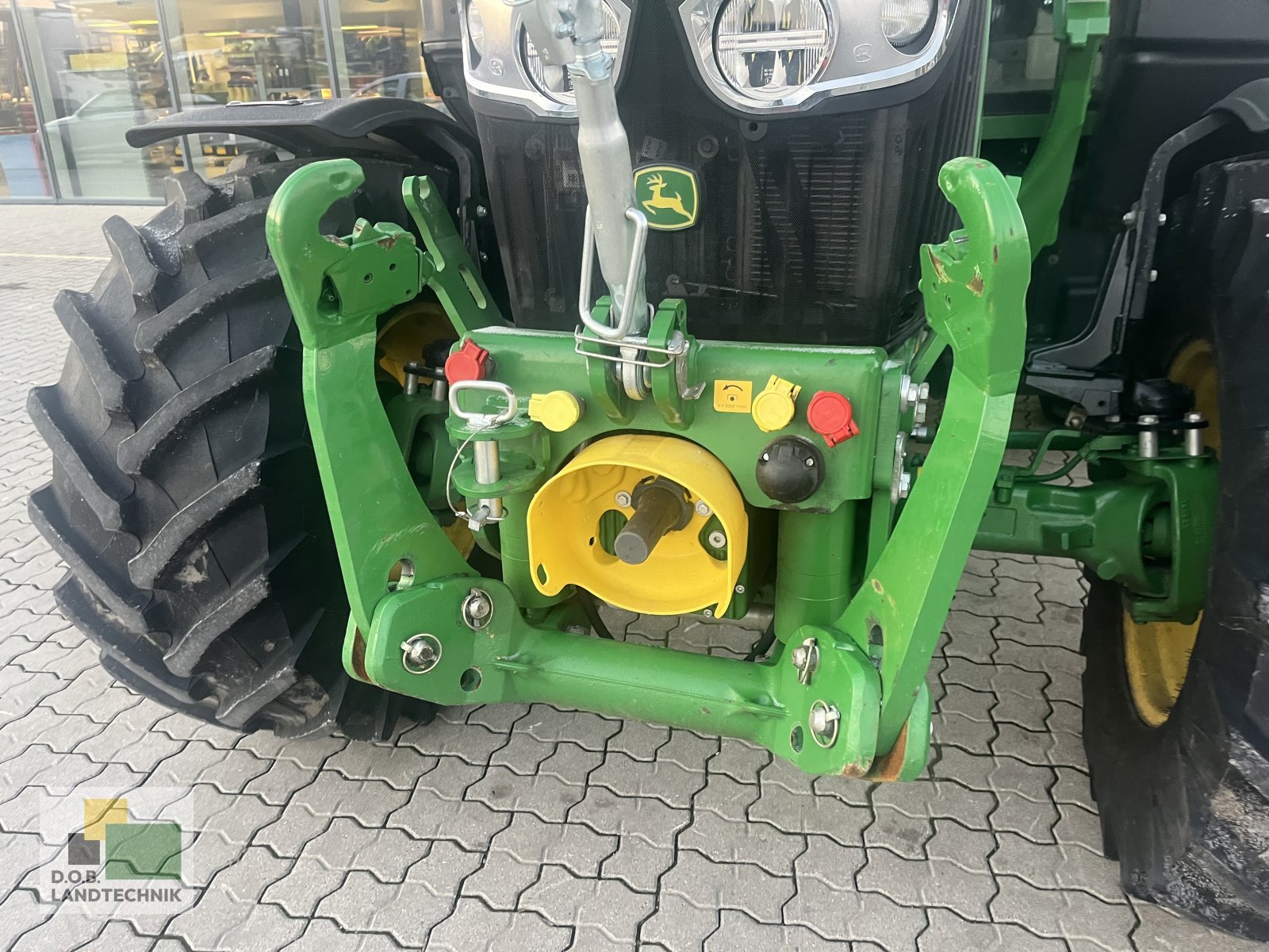 Traktor του τύπου John Deere 6110M, Gebrauchtmaschine σε Langweid am Lech (Φωτογραφία 7)