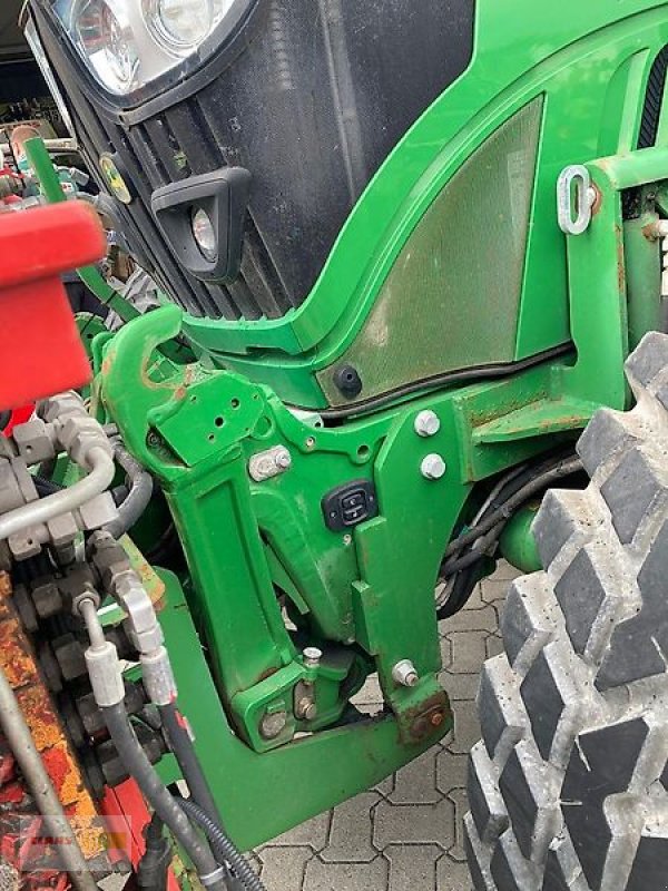 Traktor tip John Deere 6110R Kommunal, Gebrauchtmaschine in Schwülper (Poză 10)