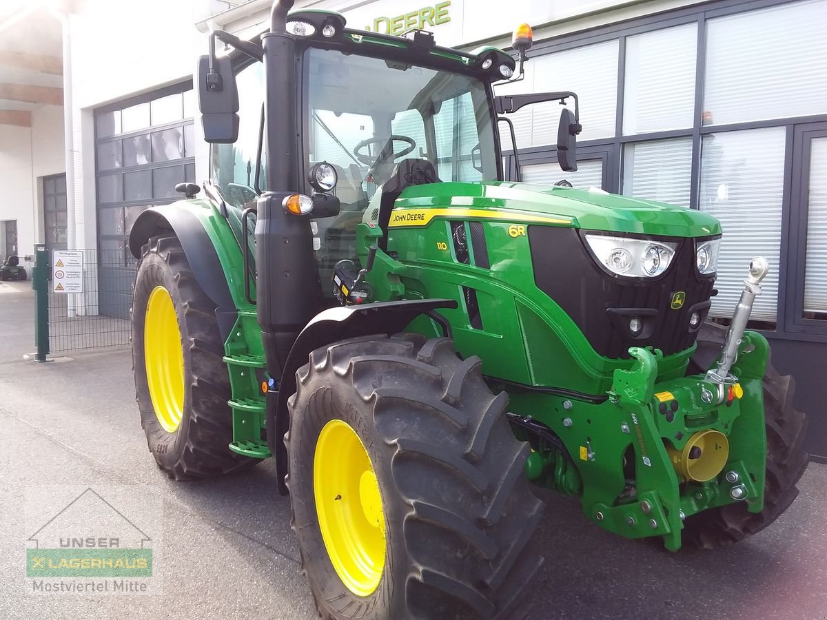 Traktor типа John Deere 6110R, Gebrauchtmaschine в Bergland (Фотография 2)