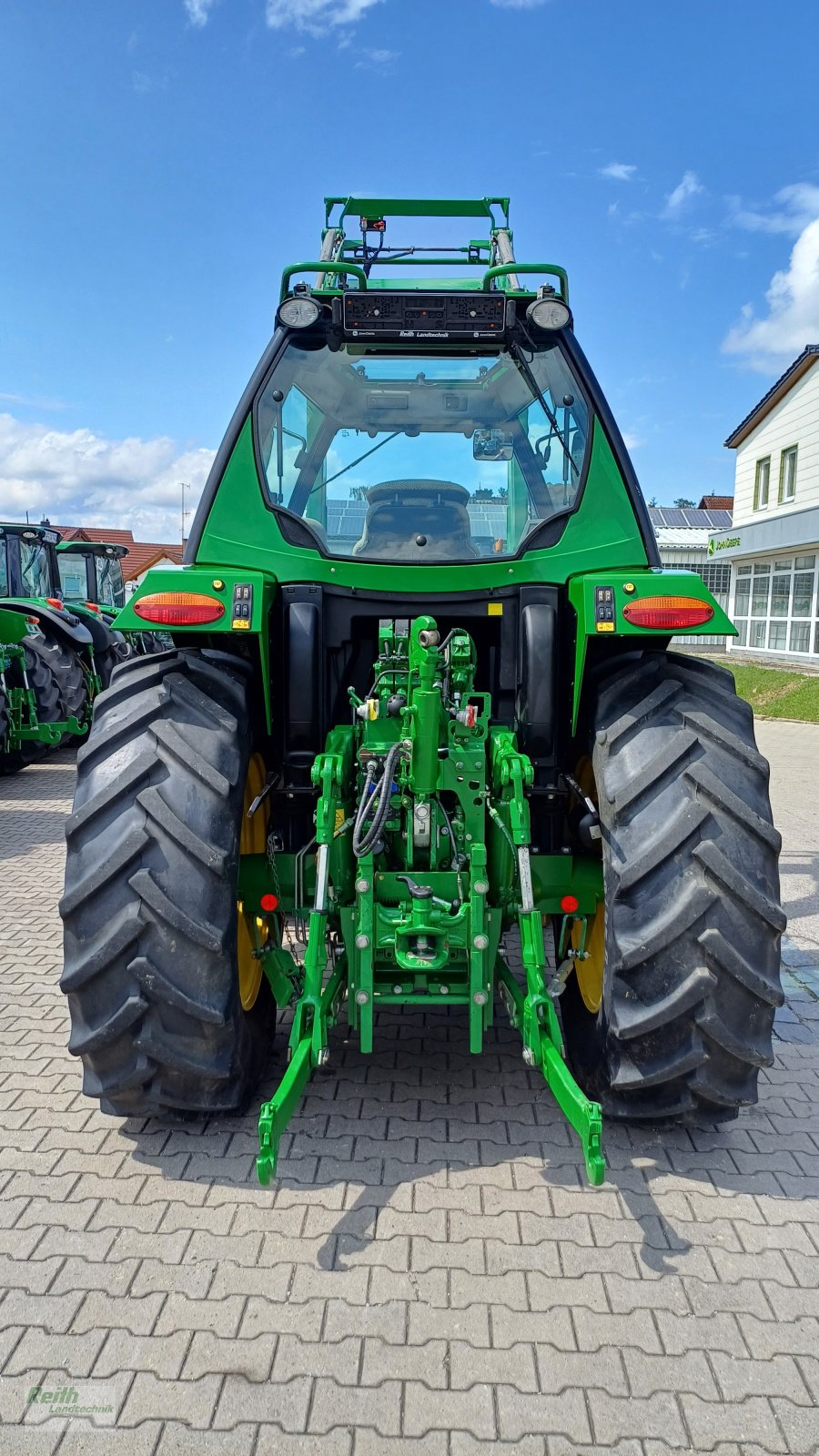 Traktor типа John Deere 6110R, Gebrauchtmaschine в Wolnzach (Фотография 10)