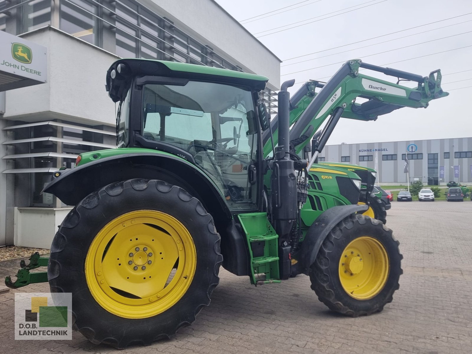 Traktor типа John Deere 6110R, Gebrauchtmaschine в Regensburg (Фотография 2)