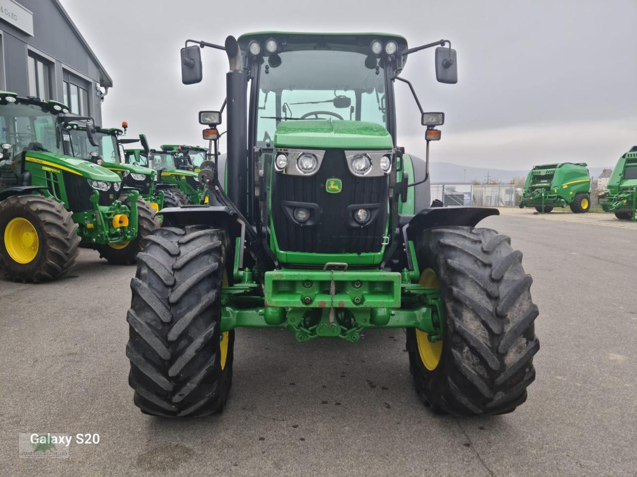 Traktor от тип John Deere 6110RC, Gebrauchtmaschine в Hofheim (Снимка 2)