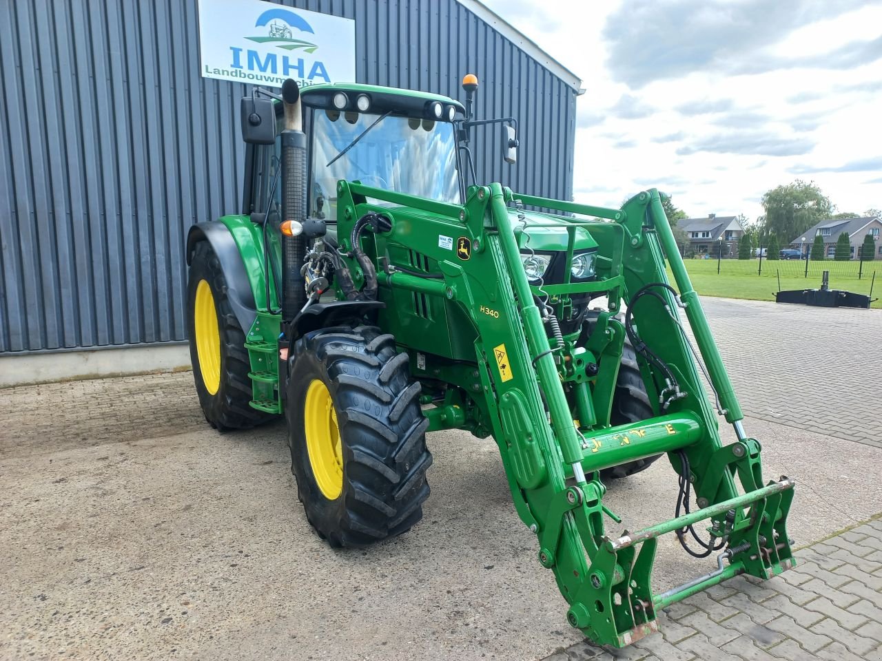 Traktor des Typs John Deere 6115m auto quad, Gebrauchtmaschine in Daarle (Bild 2)