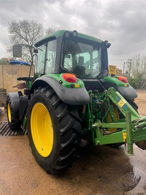 Traktor des Typs John Deere 6115M Ring til Ulrik 0045-40255544. Jeg snakker Jysk, tysk og engelsk., Gebrauchtmaschine in Kolding (Bild 4)