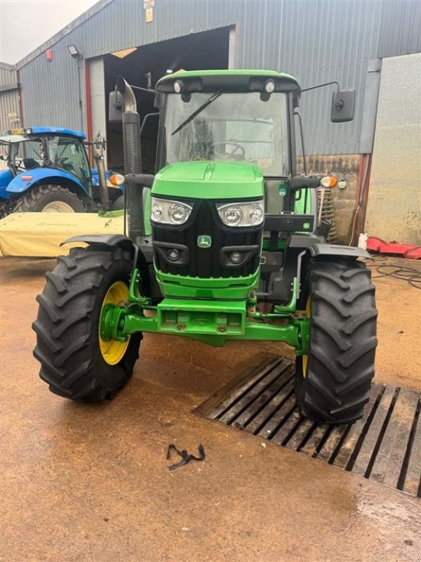 Traktor van het type John Deere 6115M Ring til Ulrik 0045-40255544. Jeg snakker Jysk, tysk og engelsk., Gebrauchtmaschine in Kolding (Foto 3)