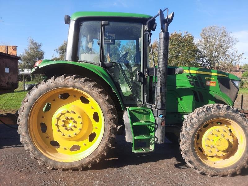 Traktor типа John Deere 6115M, Gebrauchtmaschine в Richebourg (Фотография 3)