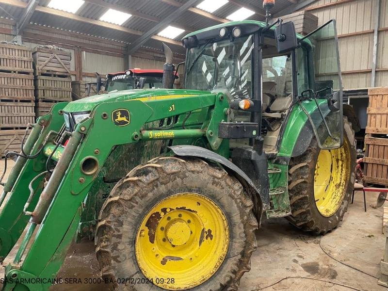 Traktor del tipo John Deere 6115M, Gebrauchtmaschine en LANDIVISIAU (Imagen 1)