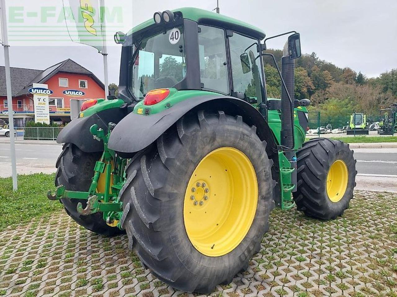 Traktor du type John Deere 6115m, Gebrauchtmaschine en GROBELNO (Photo 4)