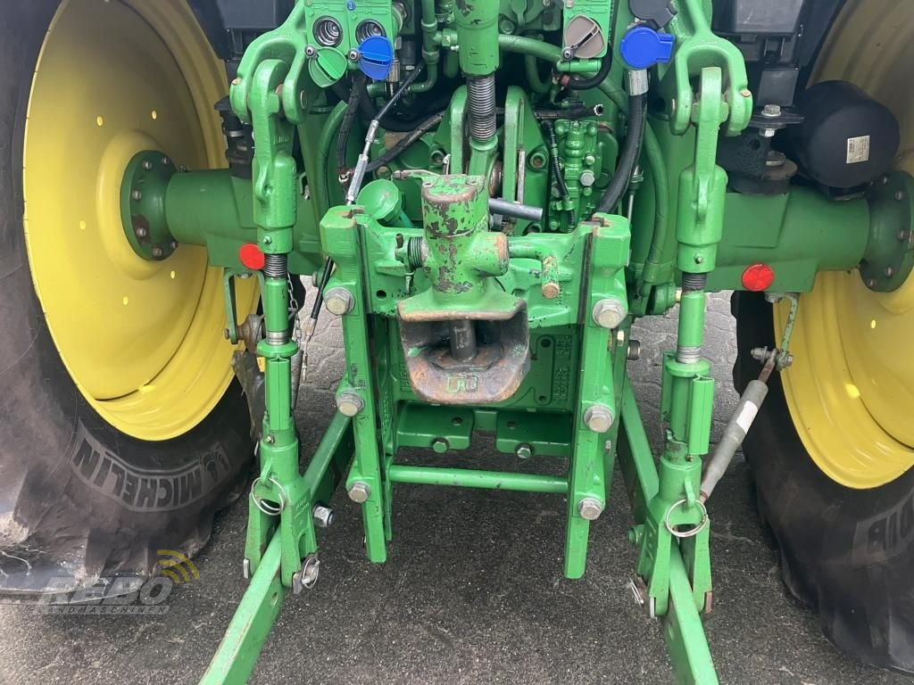 Traktor Türe ait John Deere 6115M, Gebrauchtmaschine içinde Albersdorf (resim 8)