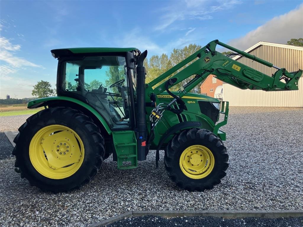 Traktor типа John Deere 6115R med John Deere H310 frontlæsser, Gebrauchtmaschine в Thorsø (Фотография 6)