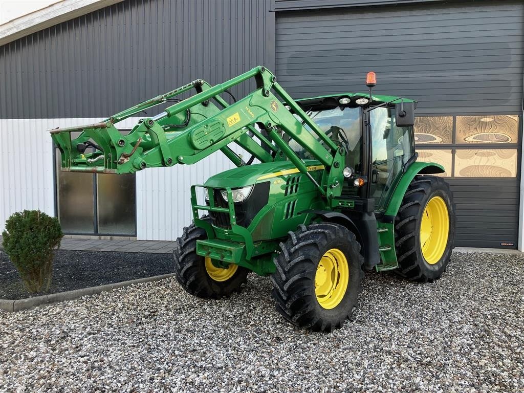 Traktor типа John Deere 6115R med John Deere H310 frontlæsser, Gebrauchtmaschine в Thorsø (Фотография 4)