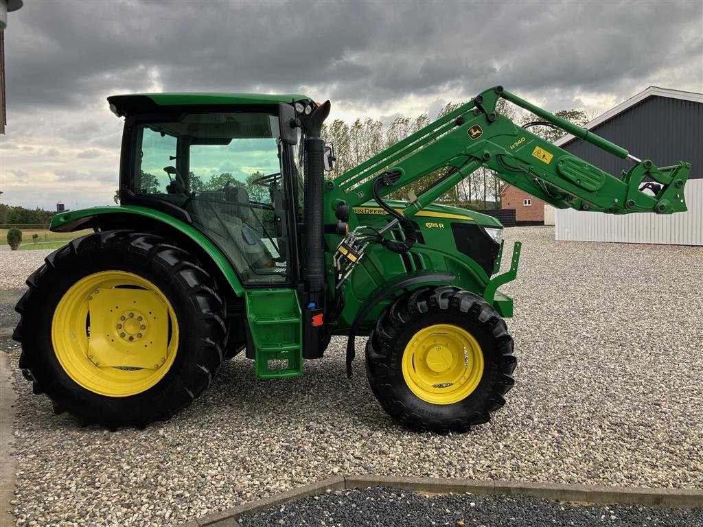 Traktor Türe ait John Deere 6115R med John Deere H310 frontlæsser, Gebrauchtmaschine içinde Thorsø (resim 7)