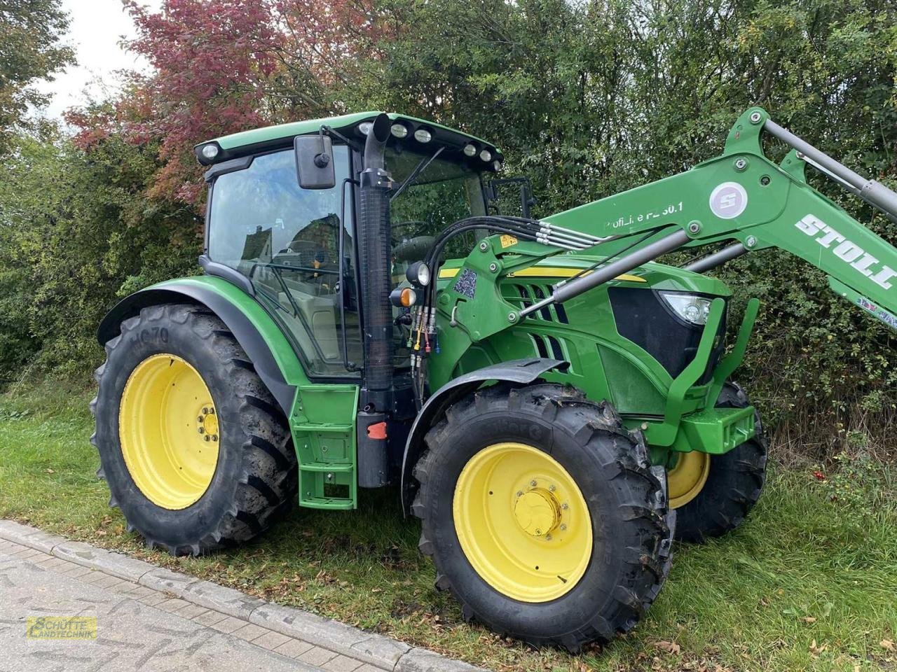 Traktor des Typs John Deere 6115R mit Stoll FZ30, Gebrauchtmaschine in Marsberg-Giershagen (Bild 4)