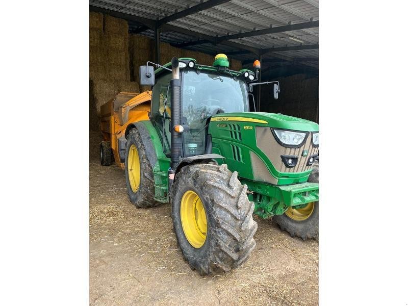 Traktor typu John Deere 6115R, Gebrauchtmaschine v LE PONT CHRETIEN (Obrázek 2)