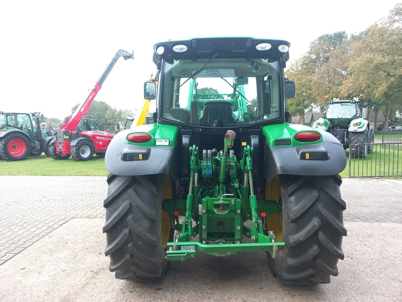 Traktor tip John Deere 6115R, Gebrauchtmaschine in Daarle (Poză 5)