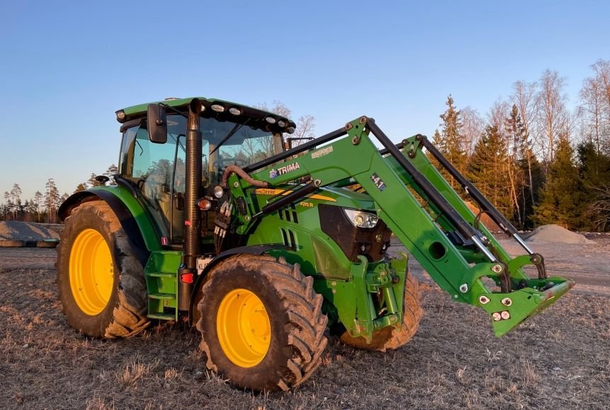 Traktor tip John Deere 6115R, Gebrauchtmaschine in Thiene (Poză 1)