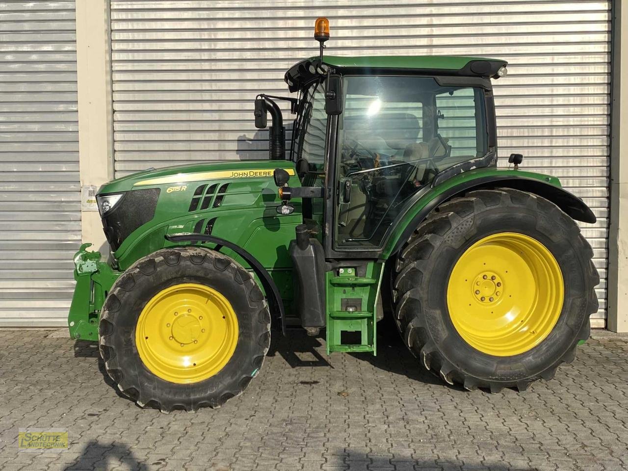 Traktor typu John Deere 6115R, Gebrauchtmaschine w Marsberg-Giershagen (Zdjęcie 2)