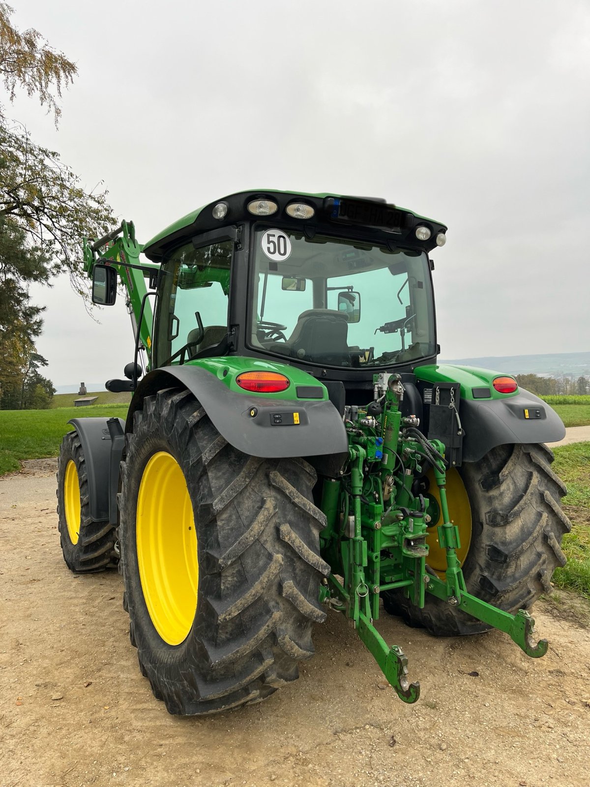 Traktor типа John Deere 6115R, Gebrauchtmaschine в Dingolfing (Фотография 2)