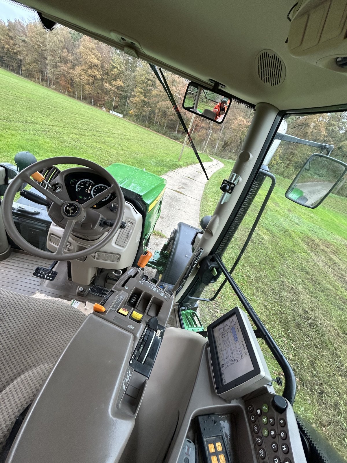 Traktor of the type John Deere 6115R, Gebrauchtmaschine in Tüßling (Picture 3)