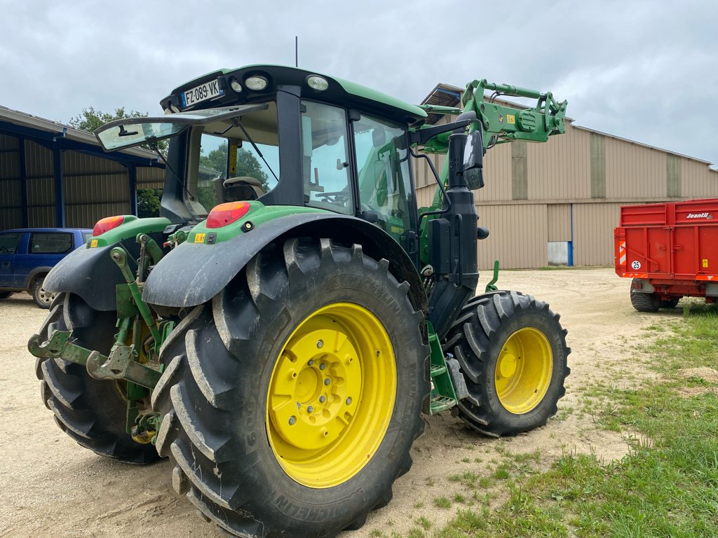 Traktor del tipo John Deere 6120 M AUTOPOWER + CHARGEUR, Gebrauchtmaschine en UZERCHE (Imagen 3)