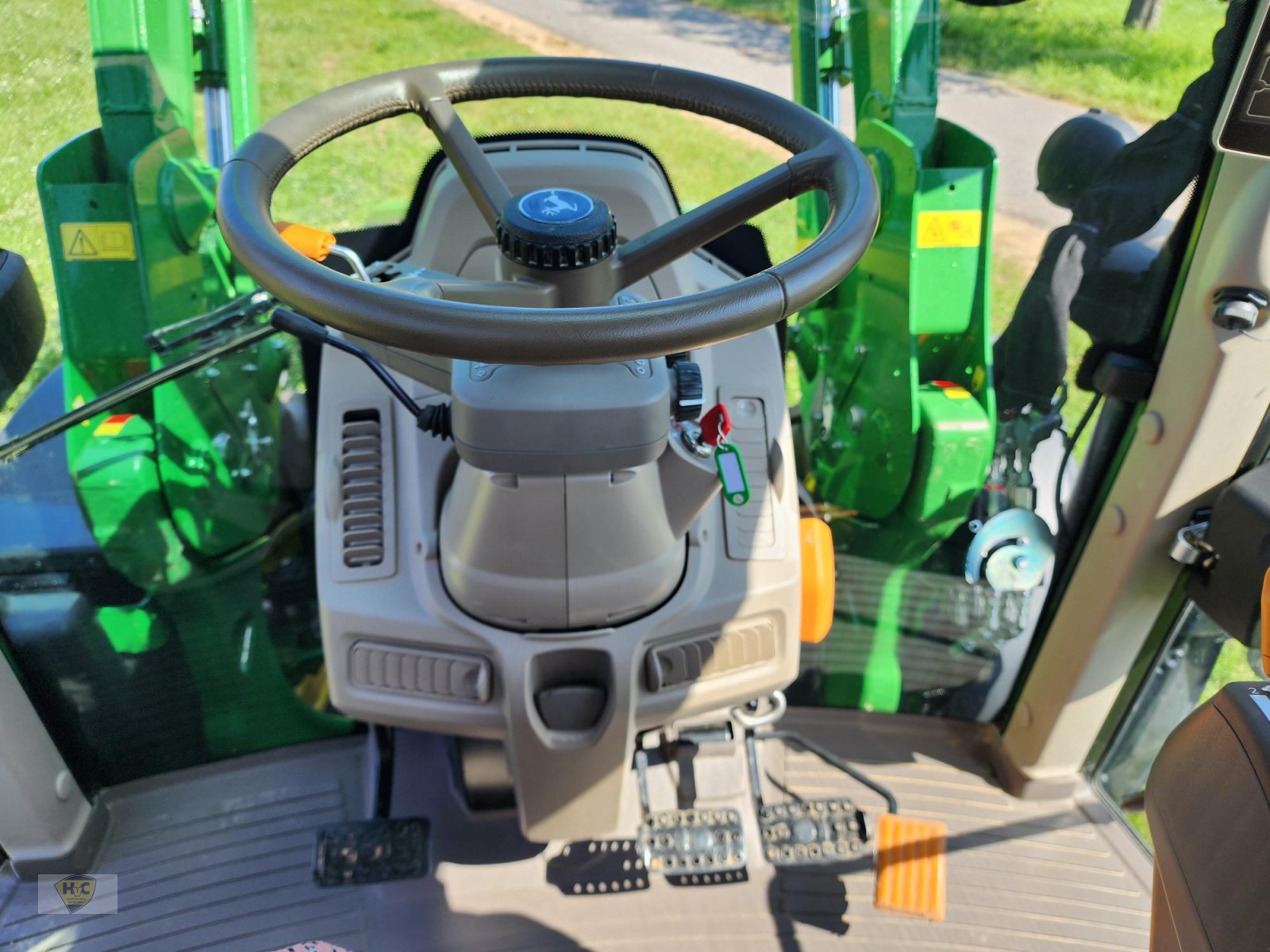 Traktor of the type John Deere 6120 M AutoPowr AutoTrac Frontlader, Gebrauchtmaschine in Willanzheim (Picture 12)