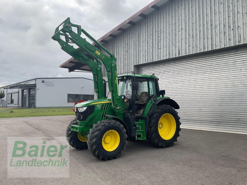 Traktor типа John Deere 6120 M, Gebrauchtmaschine в OBERNDORF-HOCHMOESSINGEN