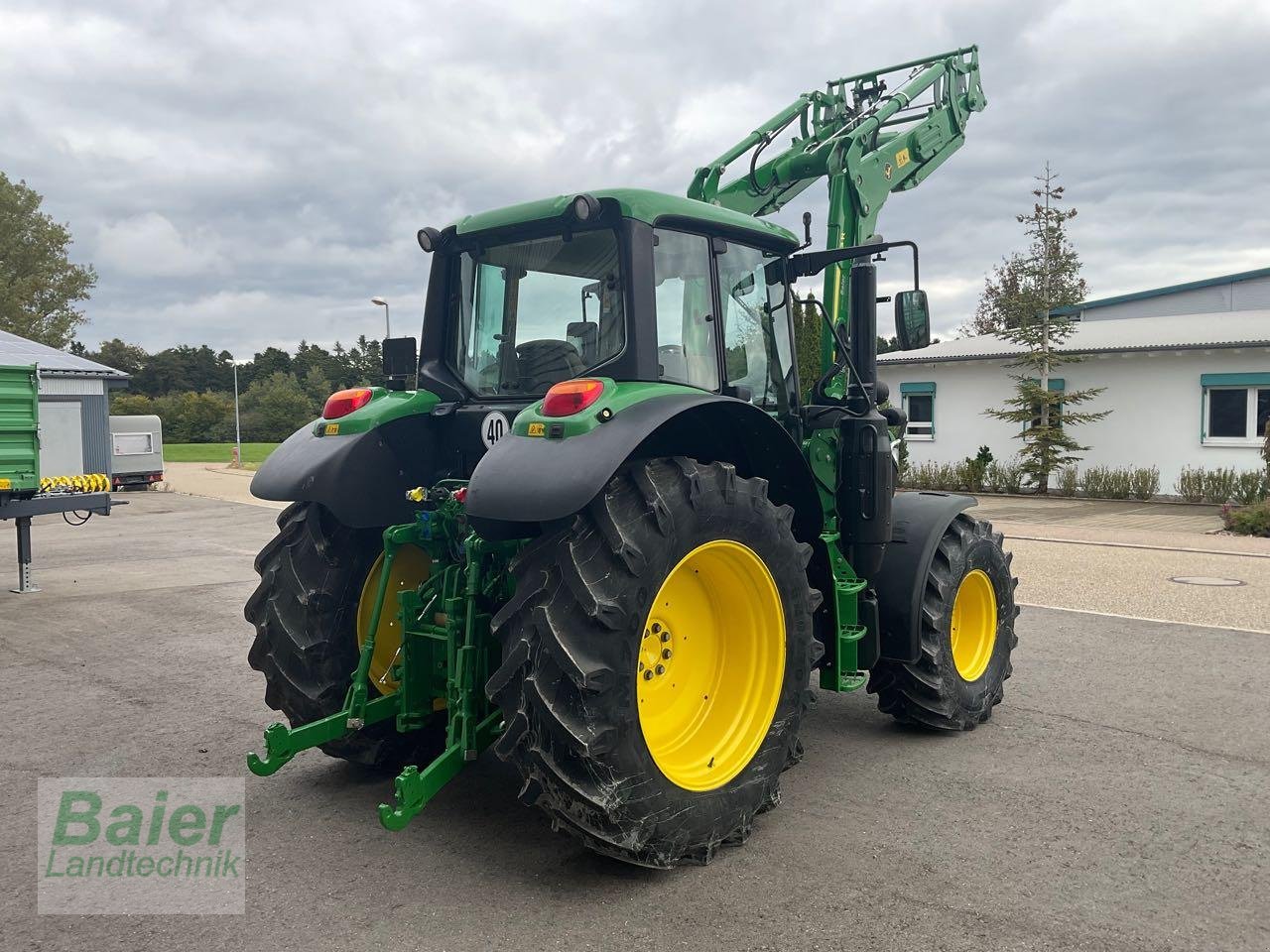 Traktor del tipo John Deere 6120 M, Gebrauchtmaschine en OBERNDORF-HOCHMOESSINGEN (Imagen 3)