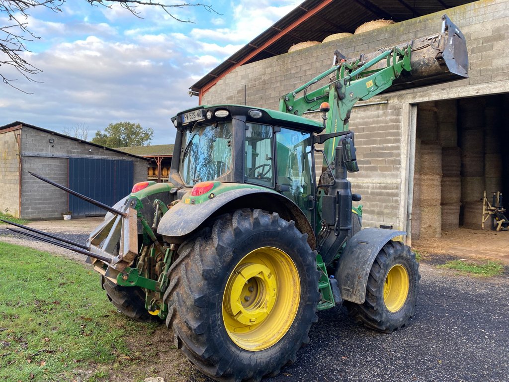 Traktor typu John Deere 6120 M, Gebrauchtmaschine w BELLAC (Zdjęcie 3)