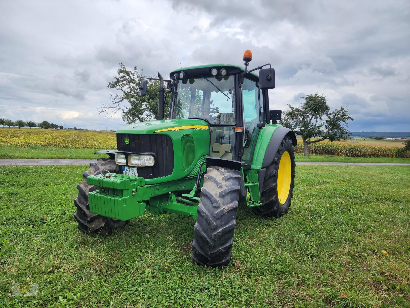 Traktor of the type John Deere 6120 Premium, Gebrauchtmaschine in Willanzheim (Picture 12)