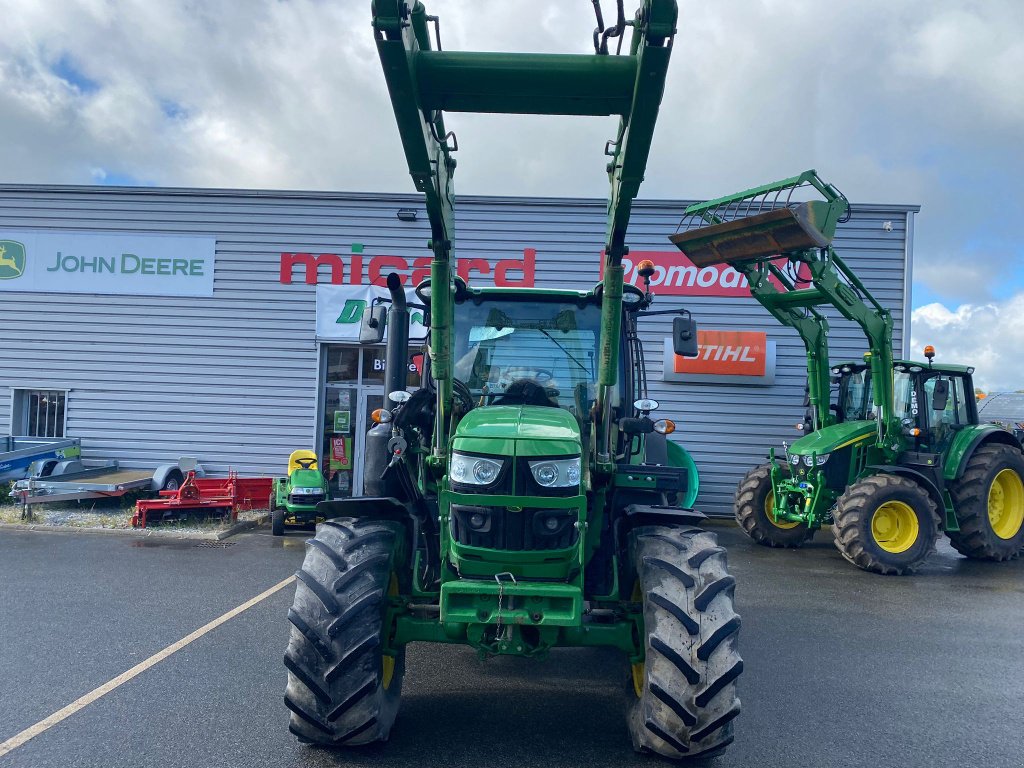 Traktor del tipo John Deere 6120 R, Gebrauchtmaschine en AUBUSSON (Imagen 11)