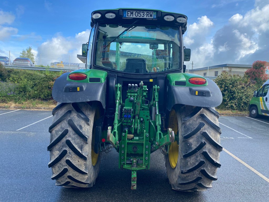 Traktor типа John Deere 6120 R, Gebrauchtmaschine в AUBUSSON (Фотография 3)