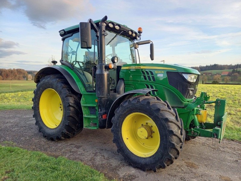 Traktor of the type John Deere 6120 R, Gebrauchtmaschine in Schaffhausen