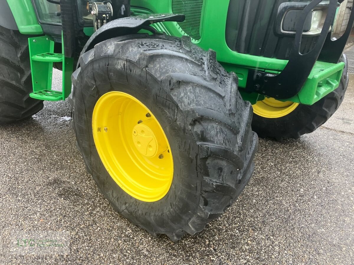 Traktor typu John Deere 6120 SE, Gebrauchtmaschine w Herzogenburg (Zdjęcie 10)